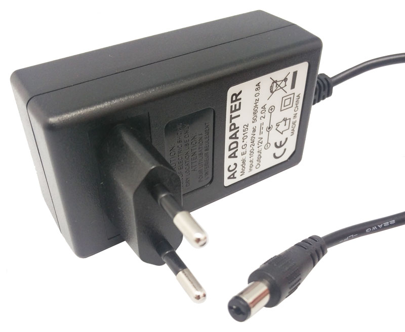 ALIMENTADOR CONMUTAT 5V 3A, CONNECTOR 5,5x2,1mm