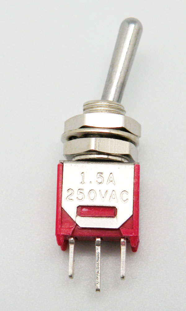 3P MINI TOGGLE SWITCH (SPDT) ON-ON, 120V. 3A