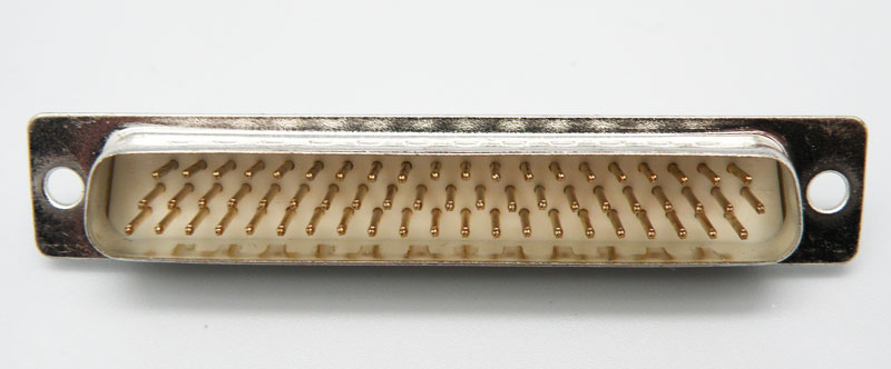 HD62P. D-SUB MALE, STANDARD SOLDER TYPE, STAMPED PIN, 3 ROWS