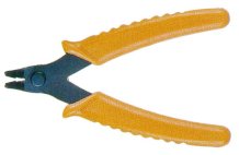 CUTTING AND TRIMMING TOOL