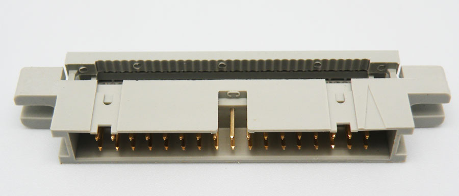 34P. HEADER CLICK PLUG, I.D.C TYPE, WITH EARS