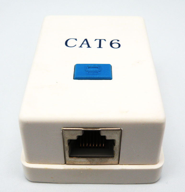 Cat.6 CAJA SUPERFICIE SEMI-BLINDADA, 1-SALIDA, RJ45, 50U"