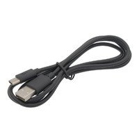 KVM HDMI 2.0 (4K@60Hz) + USB pour basculer entre 2 PC avec la même souris et le même clavier.