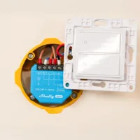 Shelly 2L Gen3 - WiFi 2.4 GHz IEEE802.11 b/g/n / Bluetooth -  Interruptor inteligente / Sin Neutro - Soporta 220-240 V~50Hz - Bypass 1L/2L - Compatible con Alexa y Google