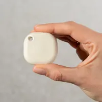 Shelly Blu Button Tough 1 Ivory - Bluetooth - Permite controlar electrodomésticos  - Resistente a golpes, salpicaduras y polvo - Atenuar y activar escenas - Compatible con Alexa y Google