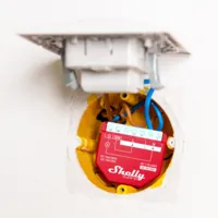 Relé Shelly Wave 1PM - Z-Wave / Requiere HUB Z-Wave - Qubino - Relé inteligente  - Soporta alimentación AC y DC - Medidor de consumo - Compatible con Alexa y Google