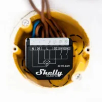 Relé Shelly Wave Shutter - Z-Wave / Requiere HUB Z-Wave - Qubino -  Interruptor inteligente para persianas - Soporta 110-240 V - Medidor de consumo - Compatible con Alexa y Google